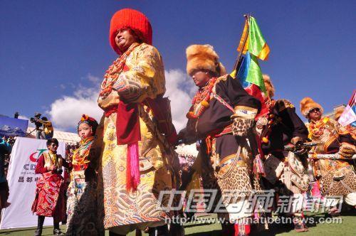个性张扬、坚韧强悍、敢爱敢恨是康巴人鲜明的性格特征