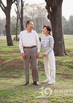 老人如何锻炼有效抵御中风
