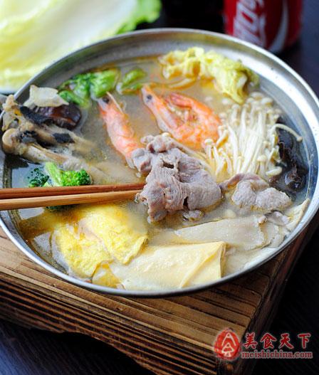 夏吃火锅做到九点保健康