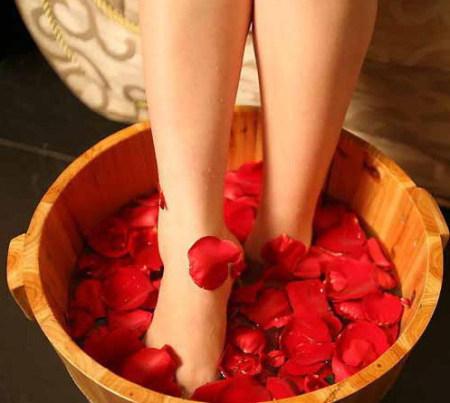 玫瑰花泡脚