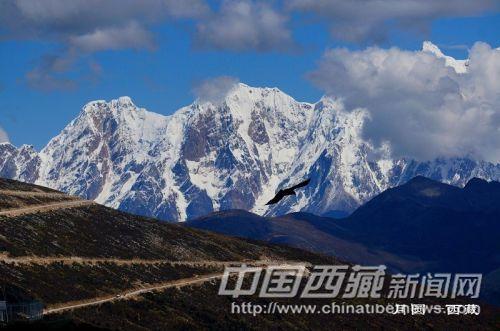 南迦巴瓦 彭月圆摄