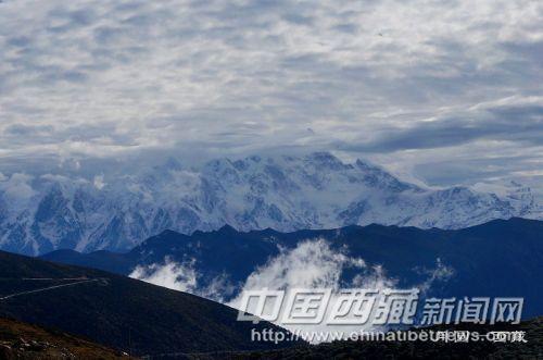 南迦巴瓦峰 彭月圆 摄