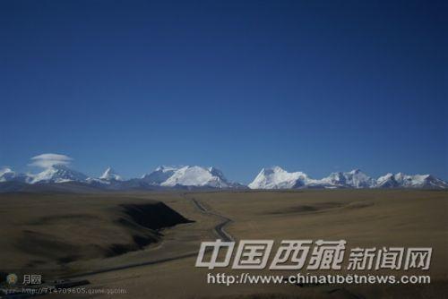 喜马拉雅山脉 彭月圆 摄