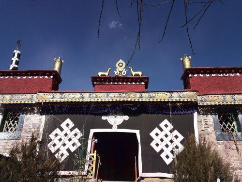 哲龙寺正殿