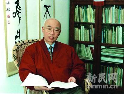 朱践耳