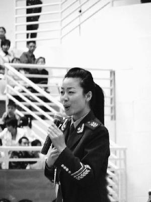 　刘瑜演出。
