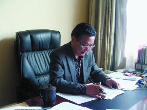 裴辉军每天的工作都十分忙碌。