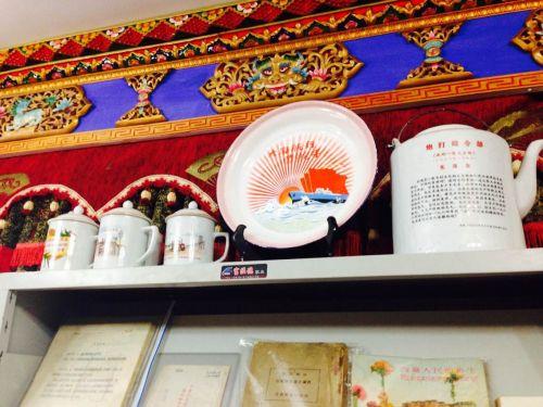 瓷缸上的红色记忆