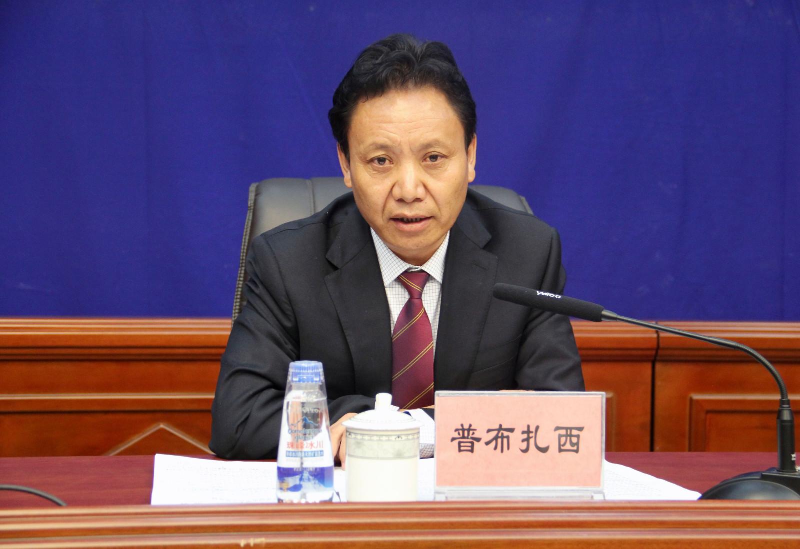发言人：日喀则市市委常委、宣传部长 普布扎西.jpg