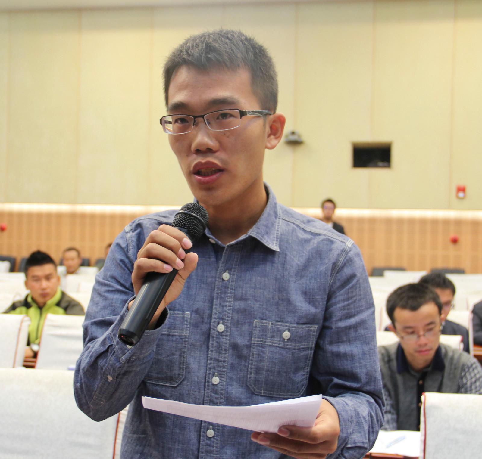 西藏法制报记者提问.jpg