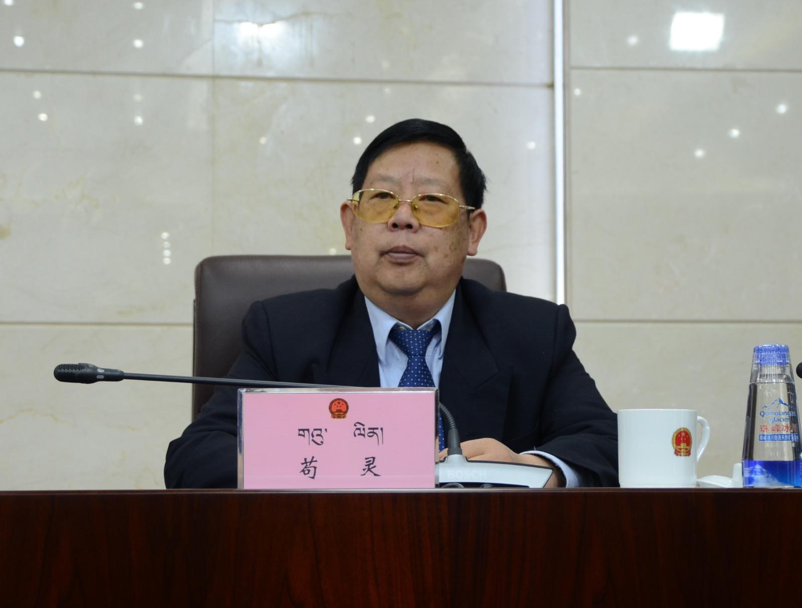 自治区扶贫开发办公室党组书记、副主任苟灵.jpg