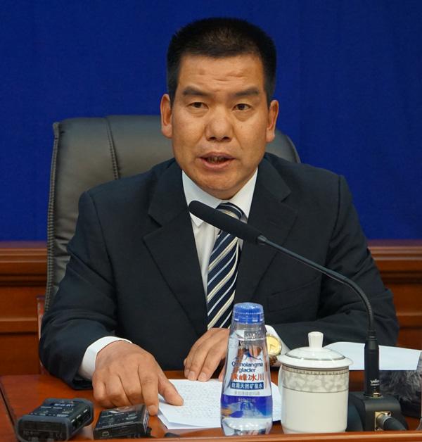 新闻发言人：林芝市人民政府副市长肖鹤.jpg