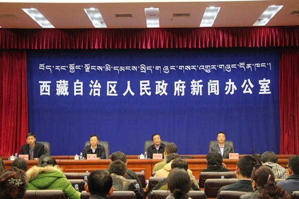 新闻发布会现场.jpg