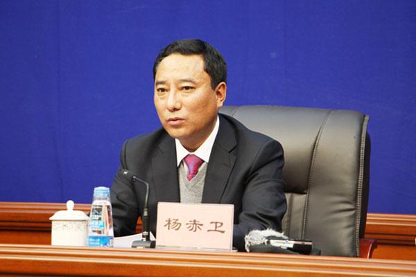 新闻发言人：林芝市人民政府副市长杨赤卫.jpg
