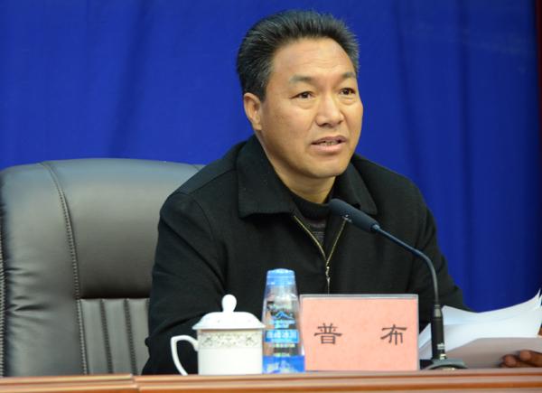 发言人：西藏自治区科协副主席，区科素办主任 普布.jpg