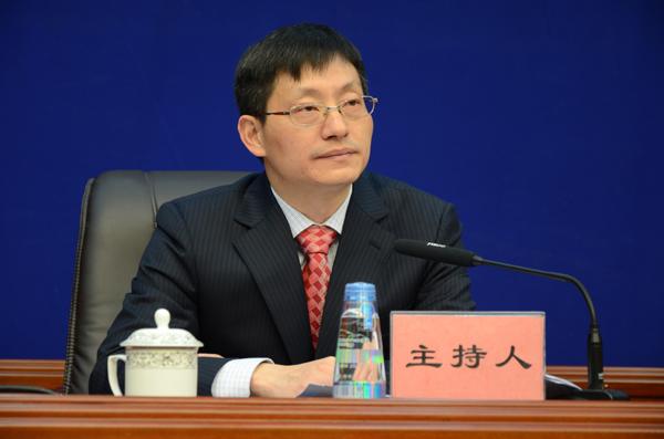 主持人：西藏自治区党委宣传部副部长 唐献文.jpg