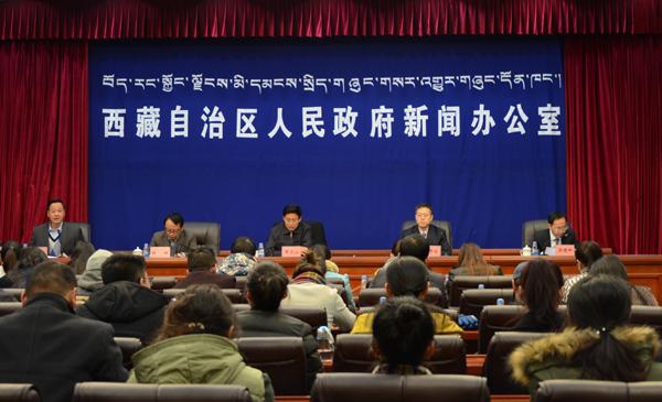 发布会现场.jpg
