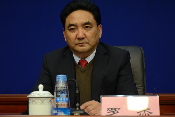 新闻发言人：西藏自治区环保厅厅长 罗杰.jpg