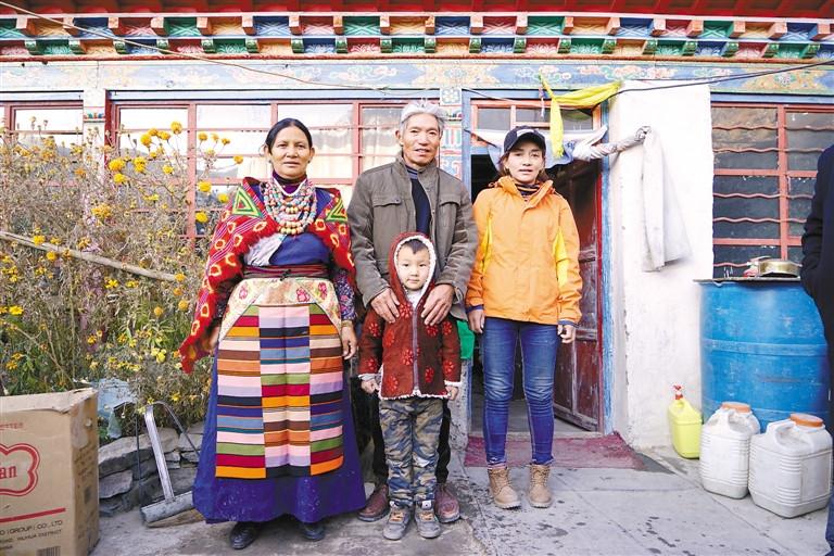 zhouh7c94_s.jpg