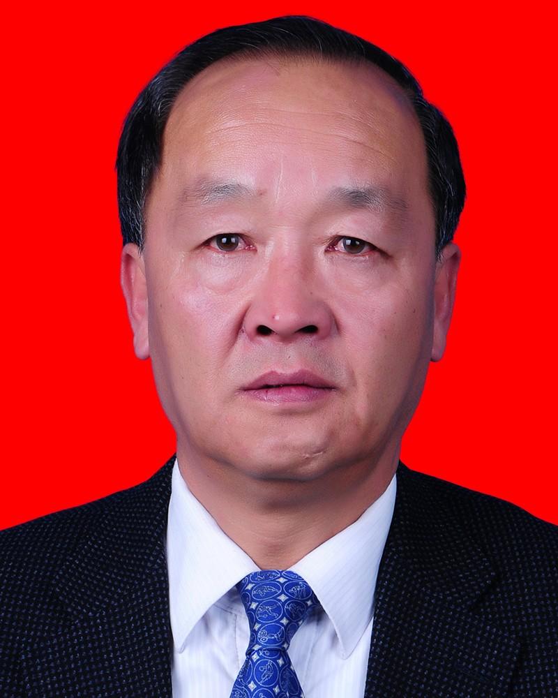 巨建华2.jpg