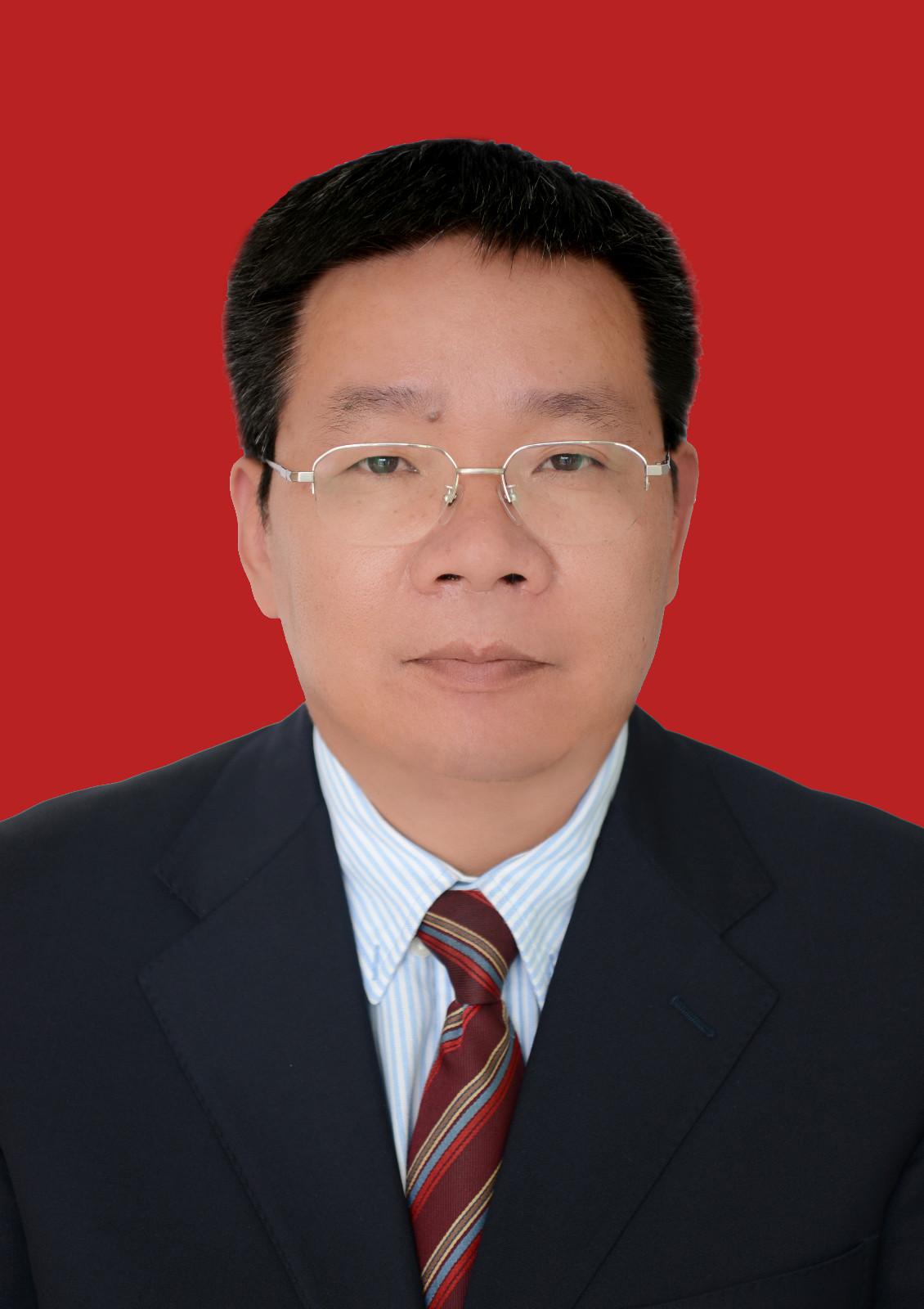 许成仓红底（新）.jpg