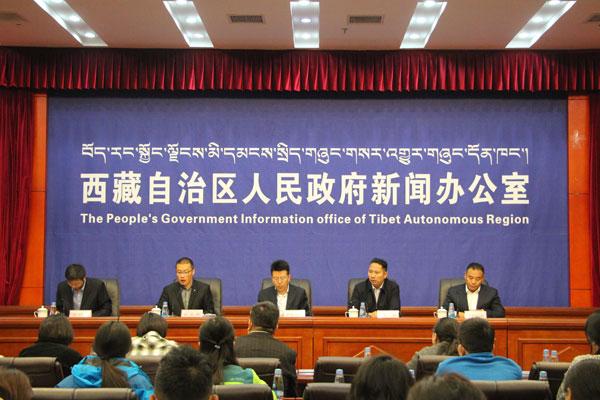 新闻发布会现场.jpg