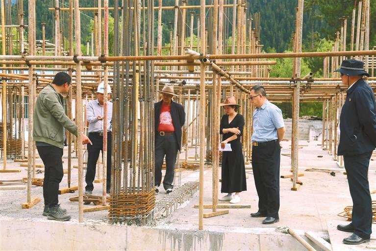 luyj8c82_s.jpg