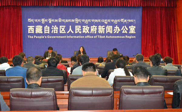 发布会现场.JPG