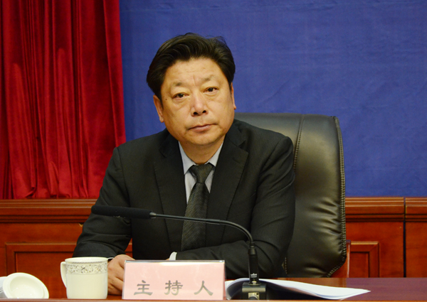 主持人：区党委宣传部巡视员、区政府新闻办主任 晋美旺措.JPG