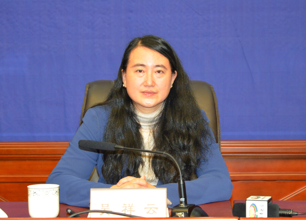 新闻发言人：西藏自治区财政厅副厅长 吴祥云.JPG