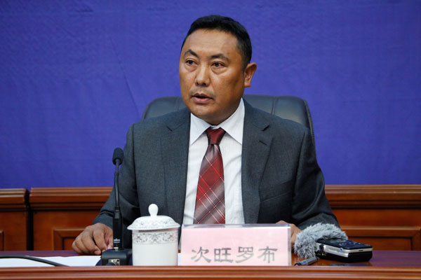 新闻发言人：西藏自治区山南市发改委副主任-次旺罗布.jpg
