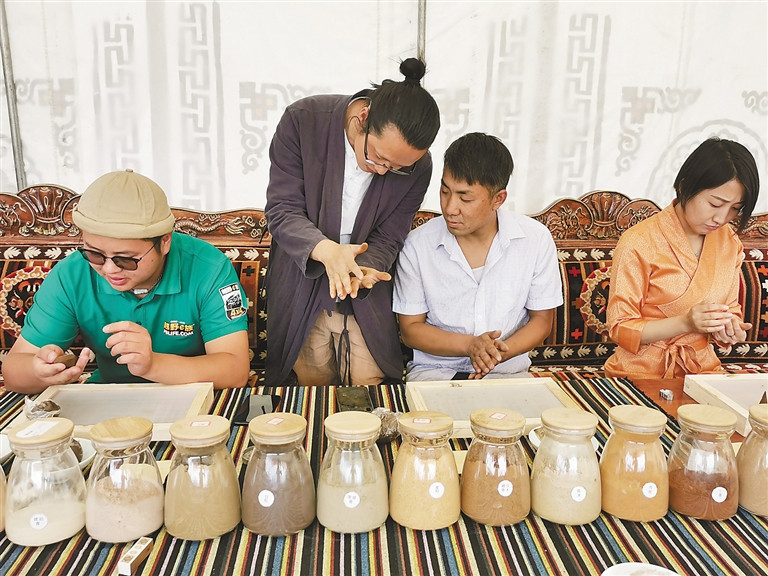 yangnl98118_s.jpg