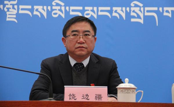 新闻发言人：饶边疆.jpg