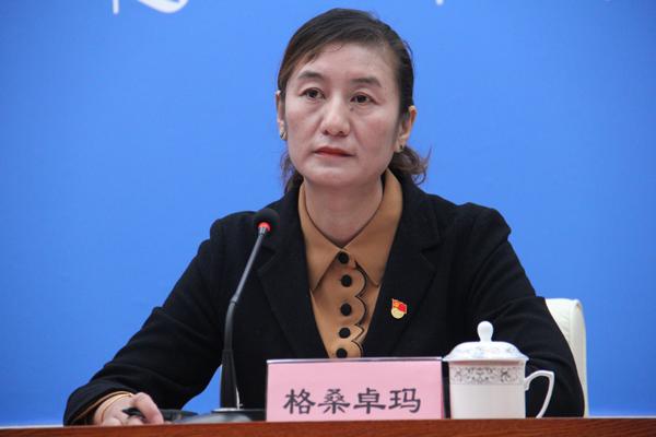 新闻发言人：格桑卓玛.jpg