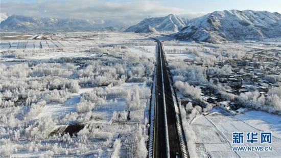 （美丽中国）（2）西藏：雅江雪景美如画