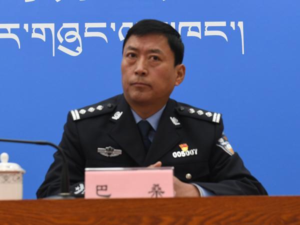 发言人：区公安厅刑侦总队副总队长 巴桑.JPG