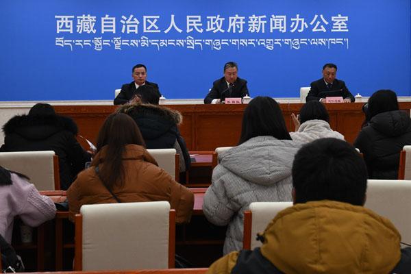 新闻发布会现场.jpg