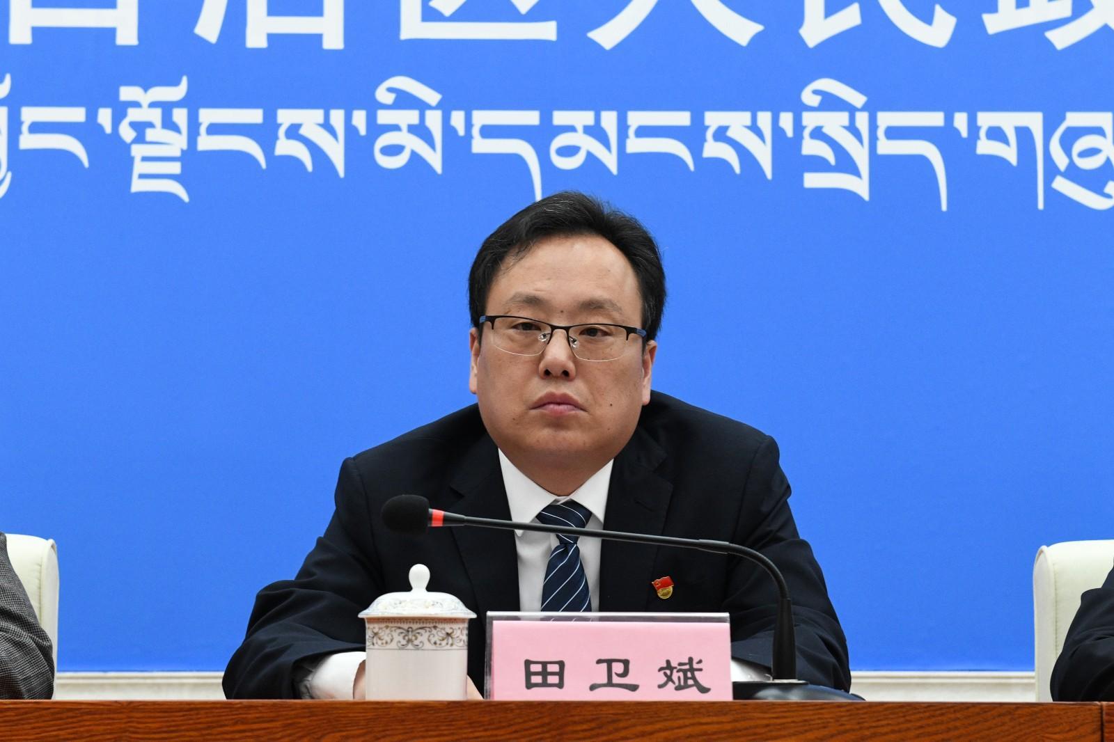 新闻发言人：山南市委组织部副部长 田卫斌.jpg