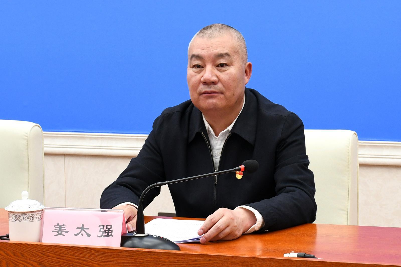 发言人：自治区发改委一级巡视员 姜太强.jpg
