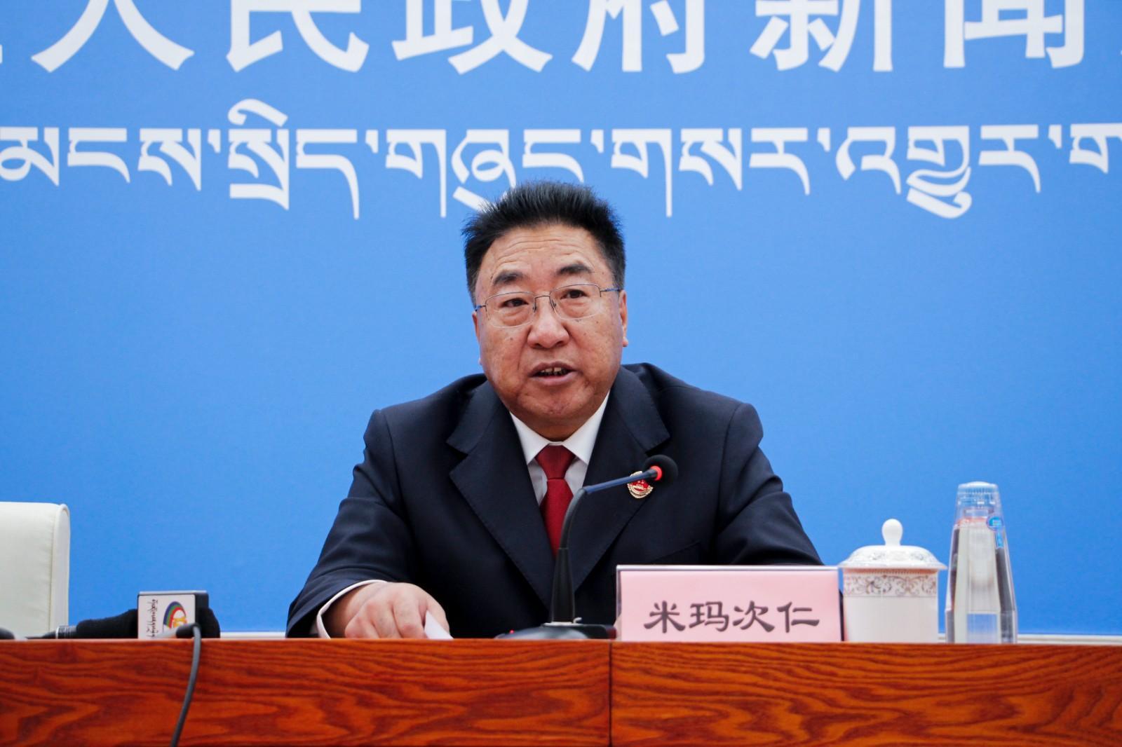 新闻发言人：西藏自治区检察院党组成员、副检察长.JPG