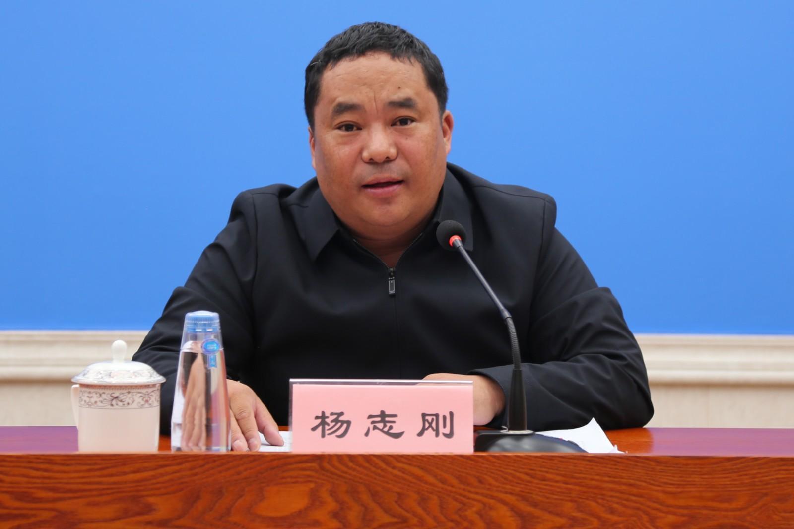 新闻发言人：那曲生态环境局党组副书记、局长 杨志刚.JPG