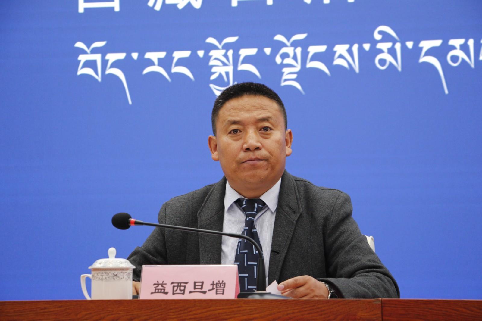 主持人：区党委宣传部对外传播处副处长 益西旦增.JPG