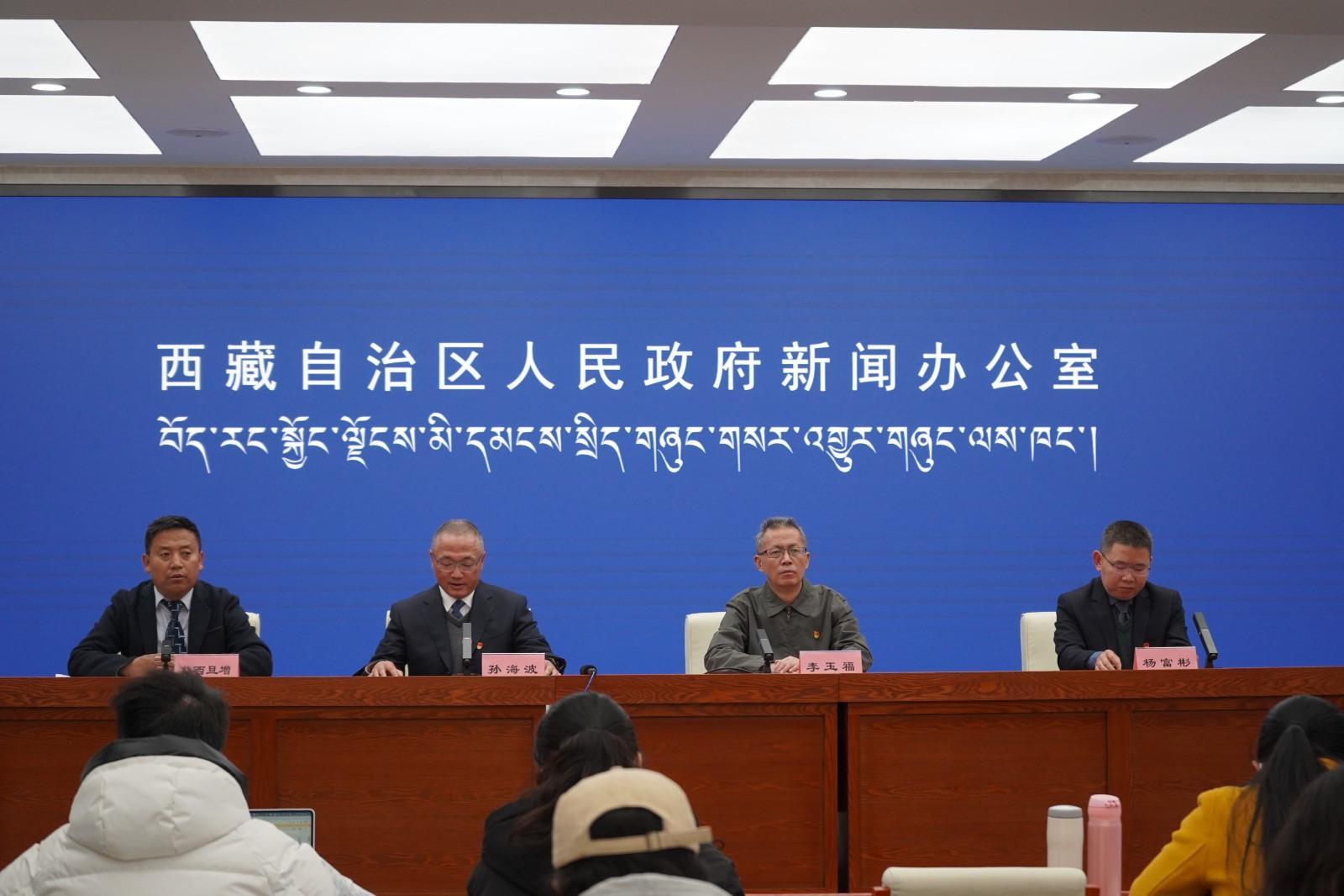 发布会现场.JPG