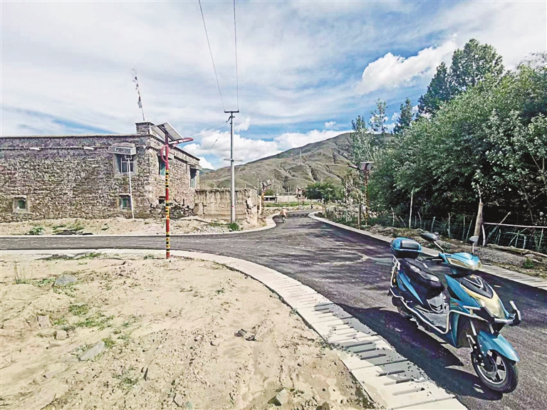 67山南市扎实推进宜居宜业和美乡村建设走深走实