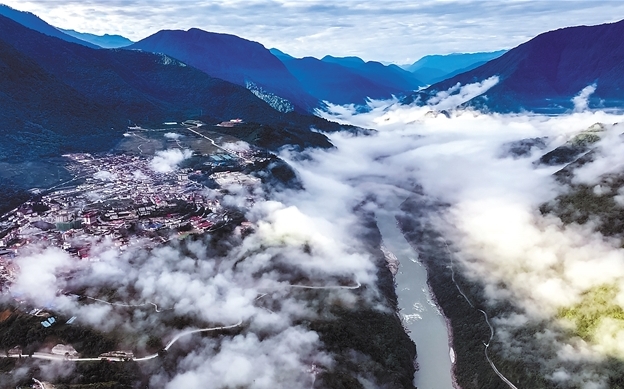 墨脱县云海景观