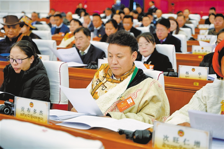 https://www.xzxw.com/pic/2025-01/21/6428625_3a20ce58-4948-45b0-9b77-9658a371ee72.jpg