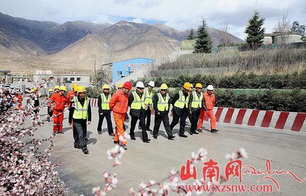 姜杰：突出重点项目 做大做强特色优势产业