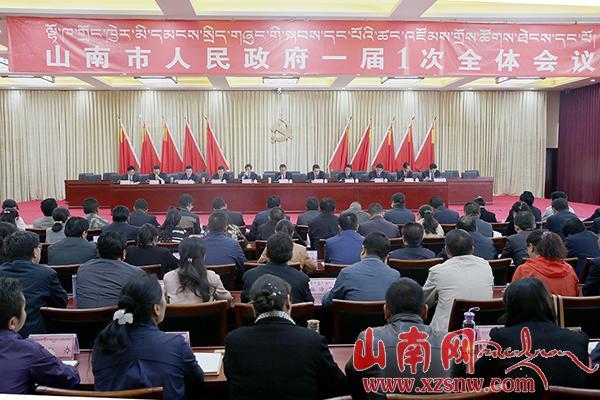普布顿珠：牢固树立六个意识 全力打造六型队伍