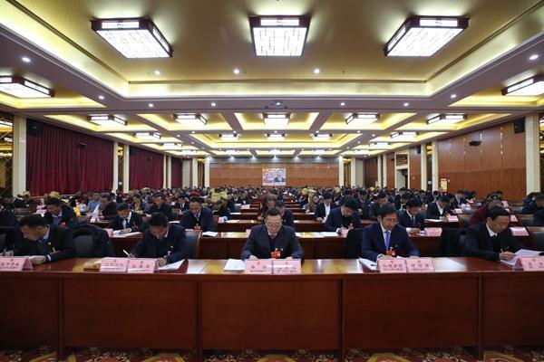 图为政协开幕现场.JPG
