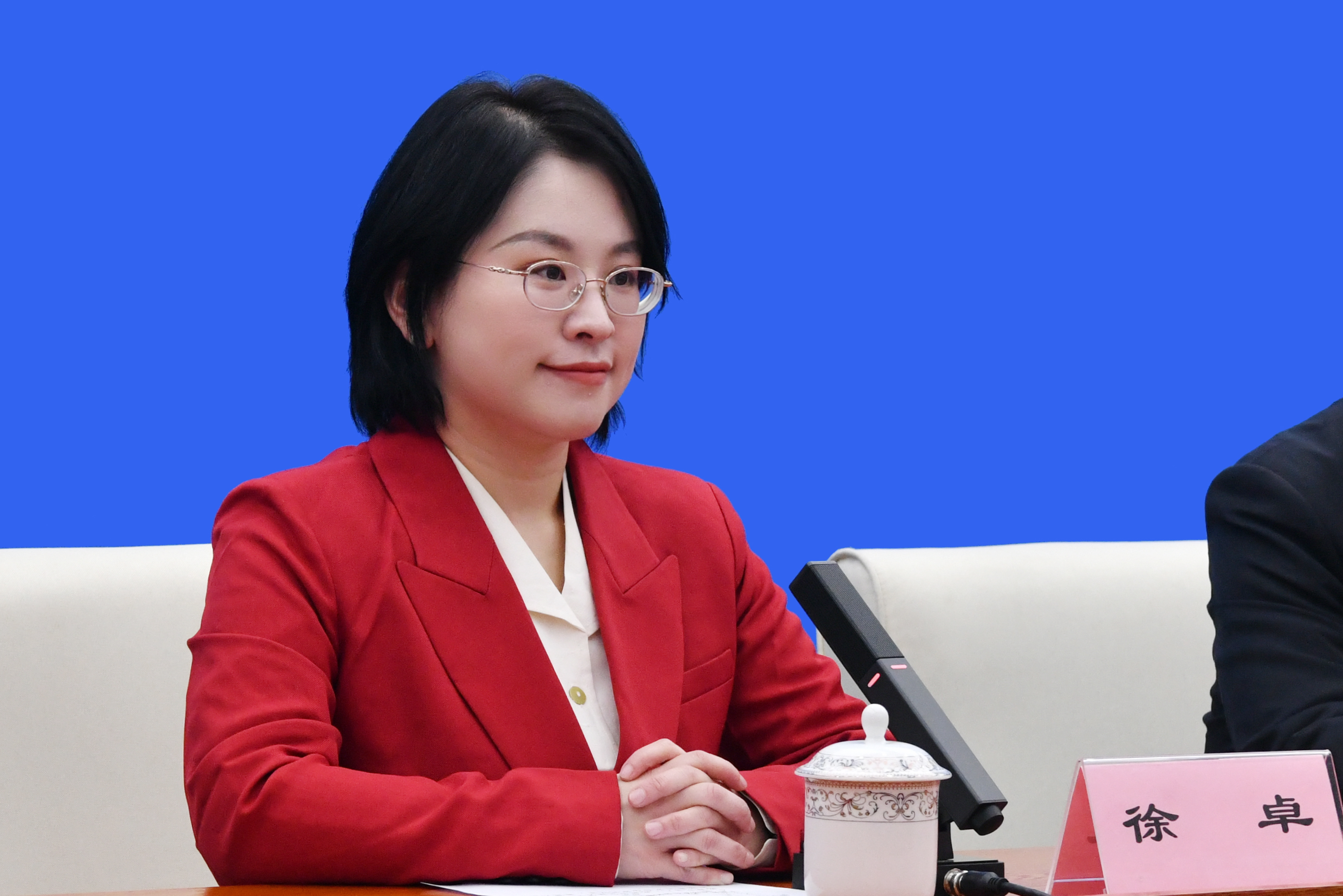 主持人：西藏自治区党委宣传部新闻处四级调研员 徐卓.jpg